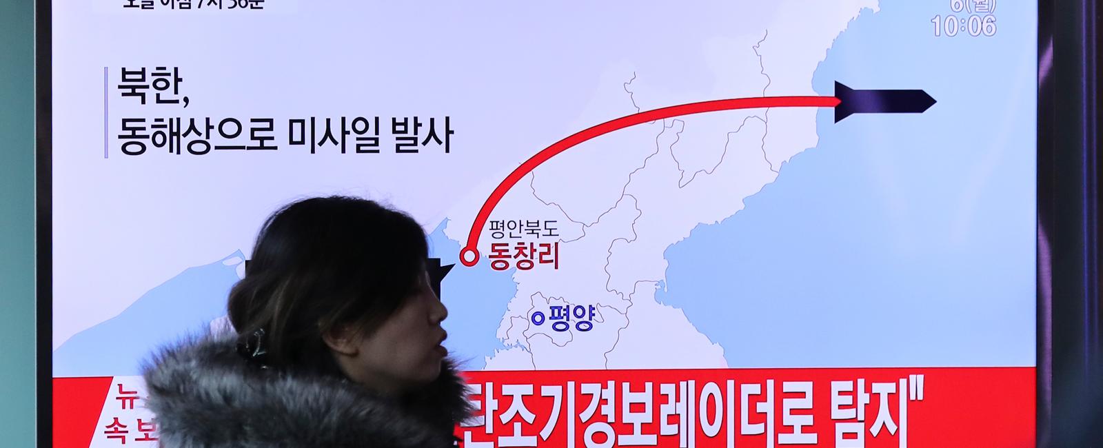 You can walk from north korea to norway and only pass through one other country on the way