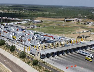 Laredo texas is the u s s farthest inland port