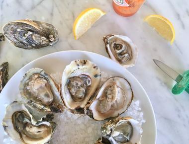 If you love oysters but find shucking them to be near impossible try soaking them in club soda before you shuck the oysters won t exactly jump out of their shells but they will be much easier to open