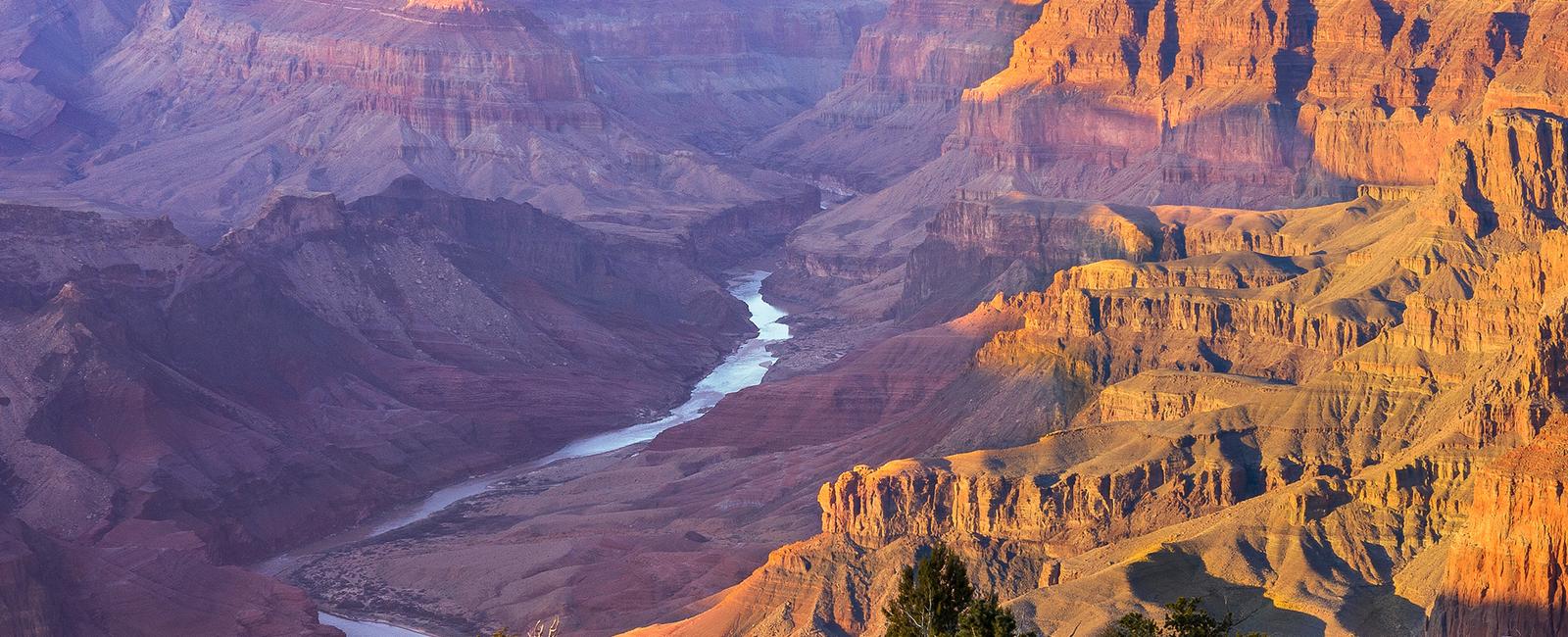 The grand canyon can hold around 900 trillion footballs