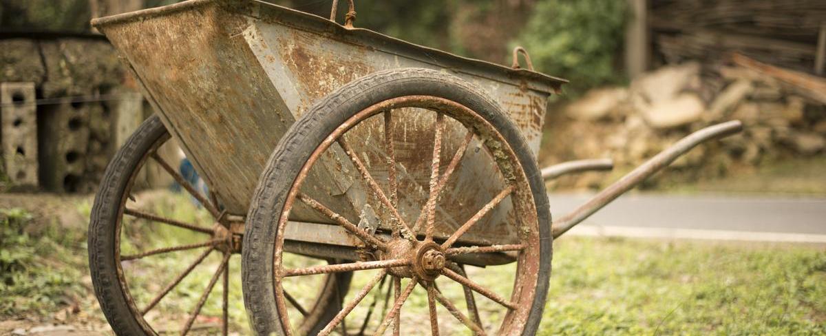 The wheelbarrow was invented in china