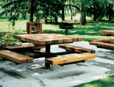 Michigan was the first state to have roadside picnic tables