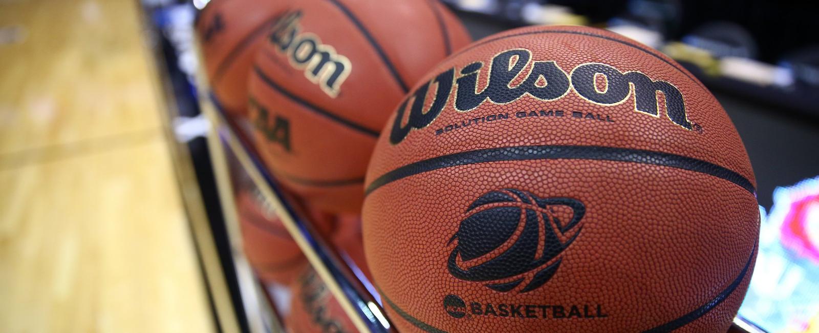 Alaska and maine are the only two states to never send a school to the ncaa tournament