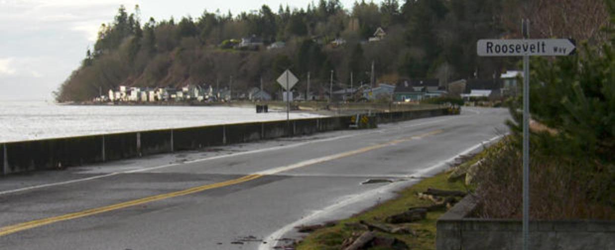 Point roberts in washington state is cut off from the rest of the state by british columbia canada