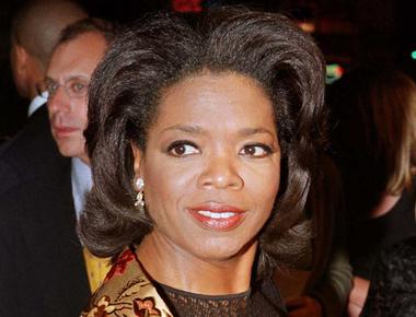 Oprah winfrey won the beauty pageant miss black tennessee at age 17