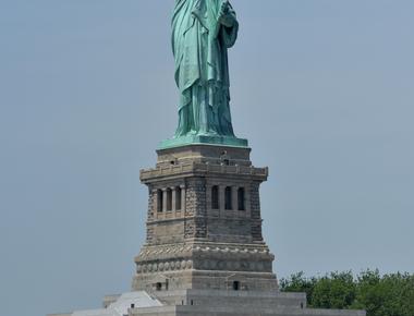 The statue of liberty was given to the us by which country france