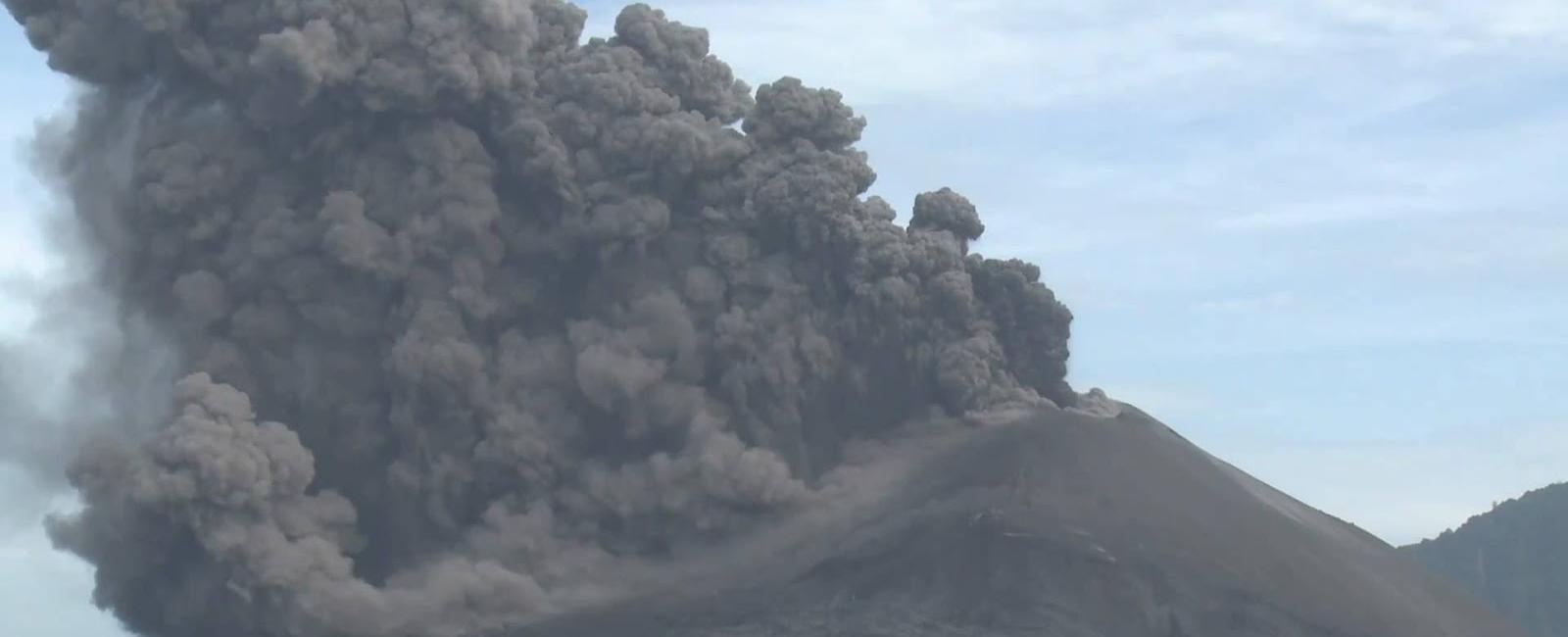 The eruption of krakatoa in 1883 was the loudest sound in recorded history heard 3 000 miles 4800 km away