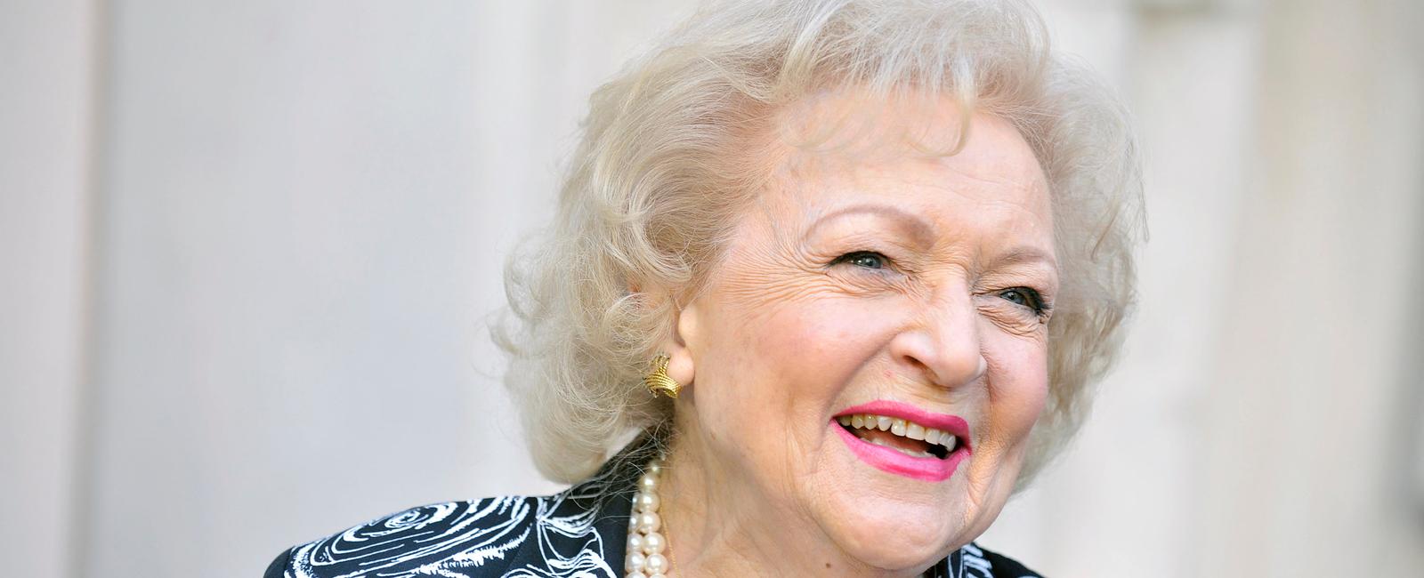 At 88 years old betty white became the oldest person to ever host saturday night live after a facebook group called betty white to host snl please gathered almost 1million fans