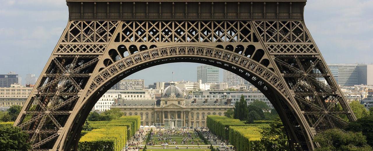 The eiffel tower was originally intended for what city barcelona