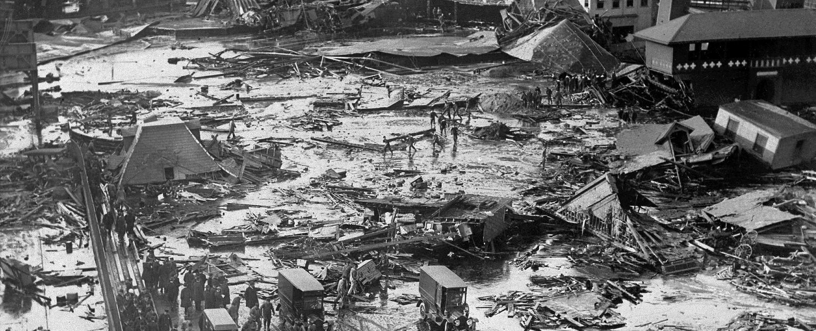 There was a great molasses flood in boston in 1919