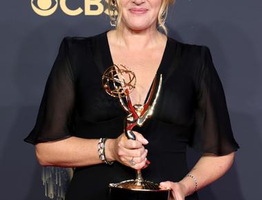 Kate winslet won an emmy in 2006 for playing a comedic version of herself on the show extras