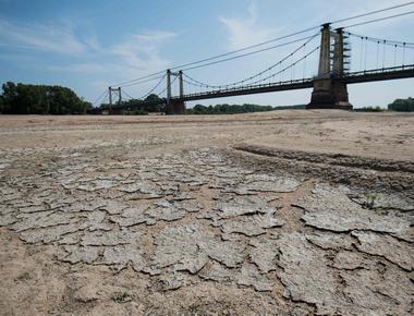 Recent droughts in europe were worse than any others in the past 2 100 years