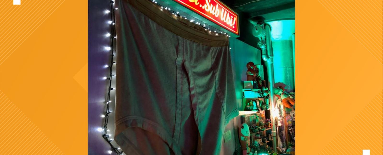 In 2014 a pair of underpants donated by the mayor of brussels was stolen from the brussels underpants museum