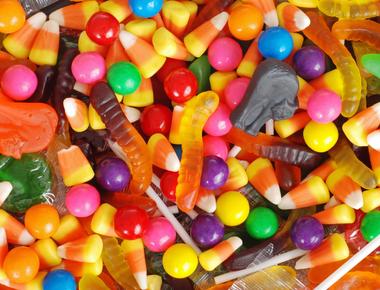 A father poisoned his own son s halloween candy with cyanide