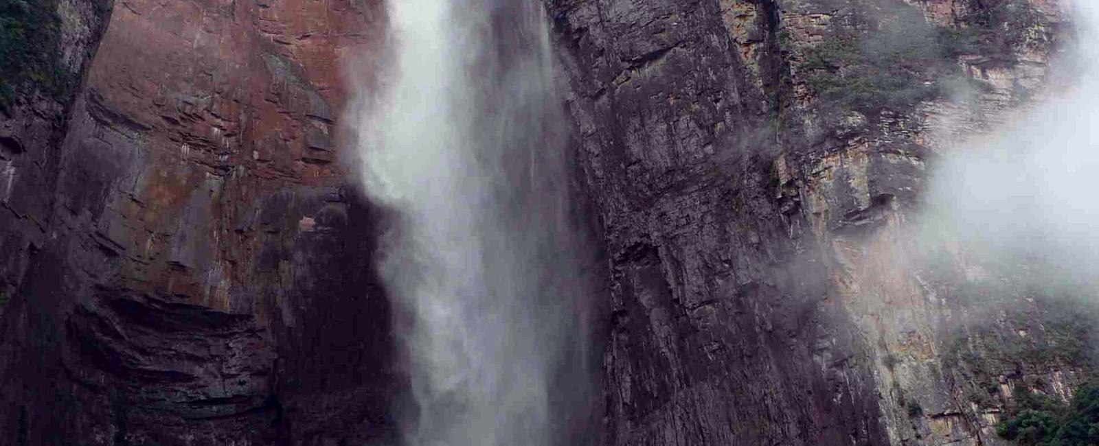 Which is the highest waterfall in the world angel falls venezuela