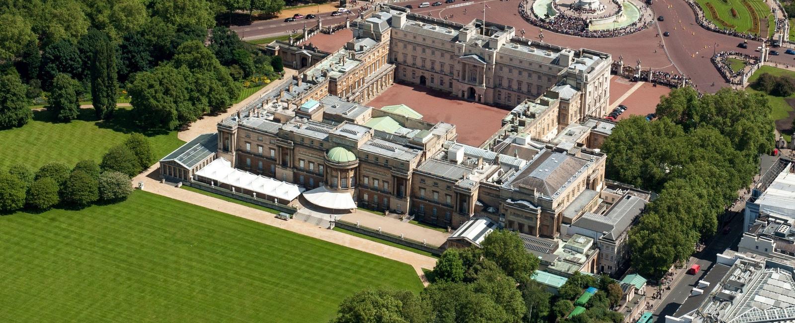 What s the most expensive home in the world buckingham palace