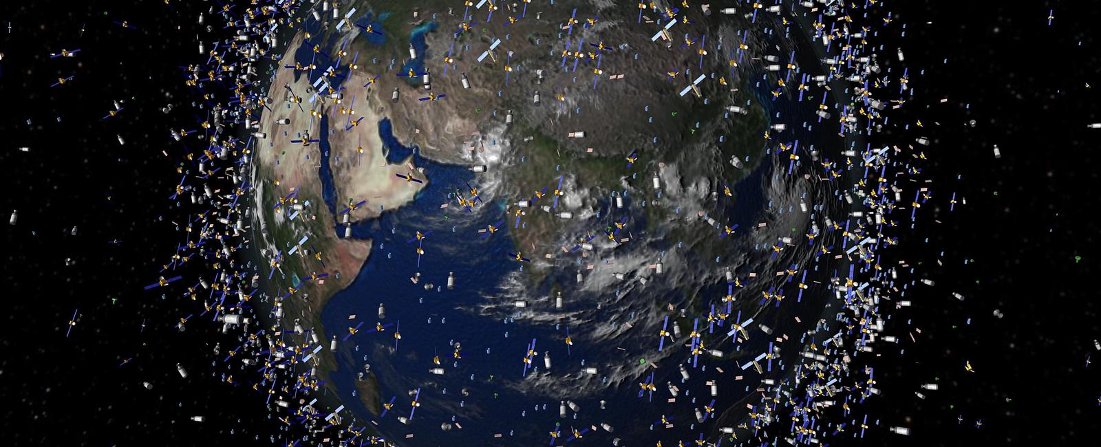 2 000 pounds of space dust and other space debris fall on the earth every day