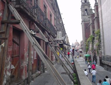 Mexico city has sunk 32 feet 9 75 meters in the past 60 years