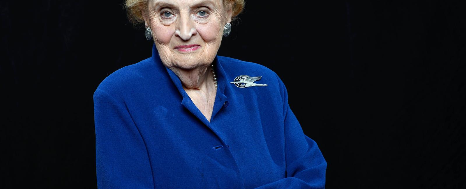 Which madeline became the first woman us secretary of state albright