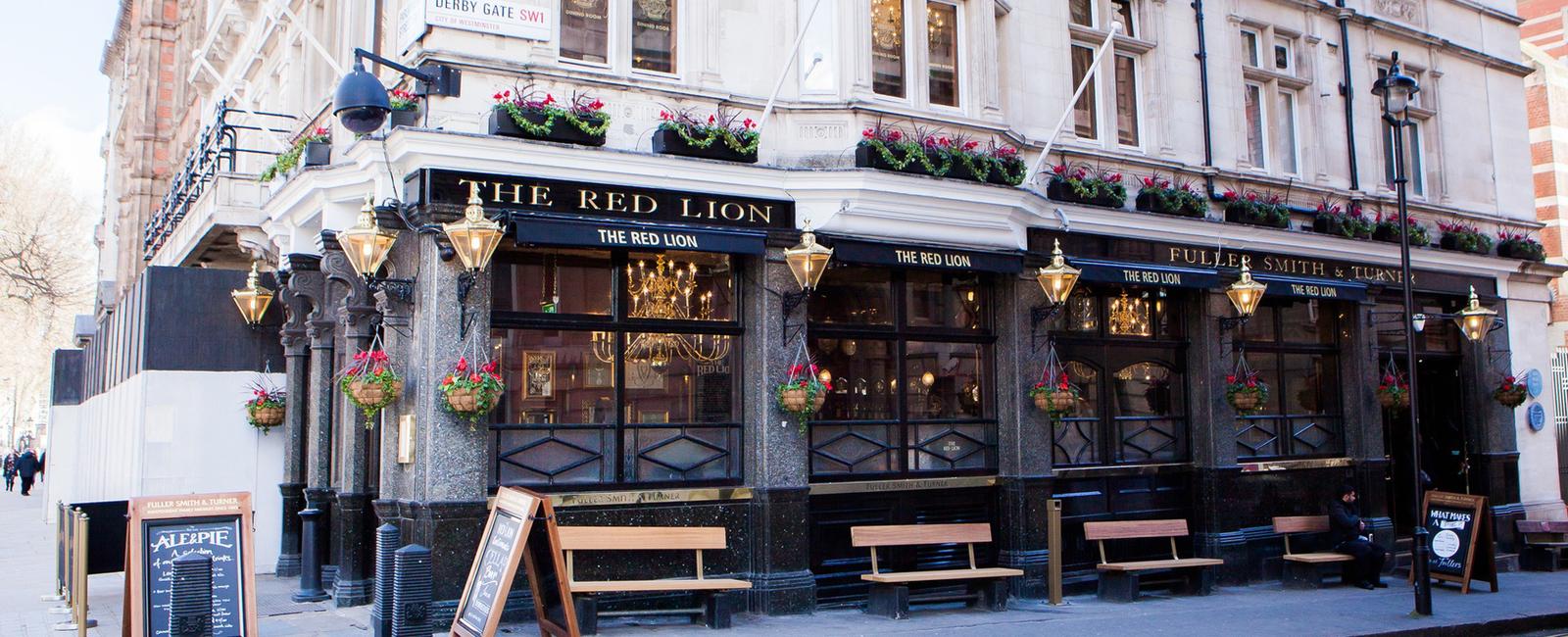 There are over 500 pubs in uk named the red lion