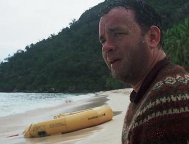 Tom hanks didn t exercise and allowed himself to grow pudgy for the role on cast away production was then halted for a year so he could lose fifty pounds and grow out his hair for his time spent on the deserted island