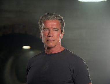 During a break in filming terminator arnold schwarzenegger went into a restaurant and realized that he was still in terminator makeup with a missing eye exposed jawbone and burned flesh