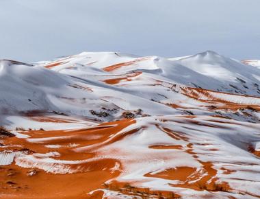 It snows in the sahara desert