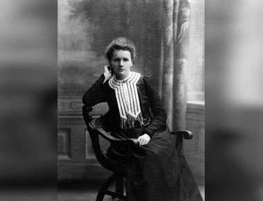 Who was the first woman to win a nobel prize in 1903 marie curie