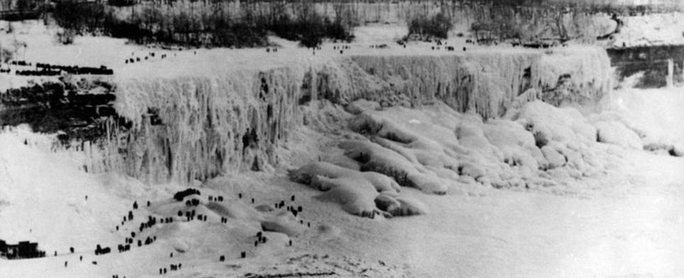 The winter of 1936 was so cold that niagara falls froze completely solid