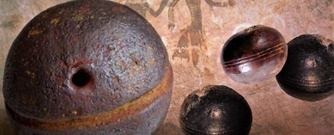 Klerksdorp spheres are strange 3 billion year old rocks that have been dug up near ottosdal in south africa up to now no one has been able to fully explain the markings on their sides