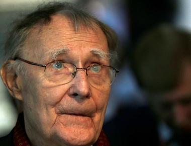 Despite being one of the top 10 richest men in the world ingvar kamprad founder of ikea lives in a small home eats at ikea and uses the bus