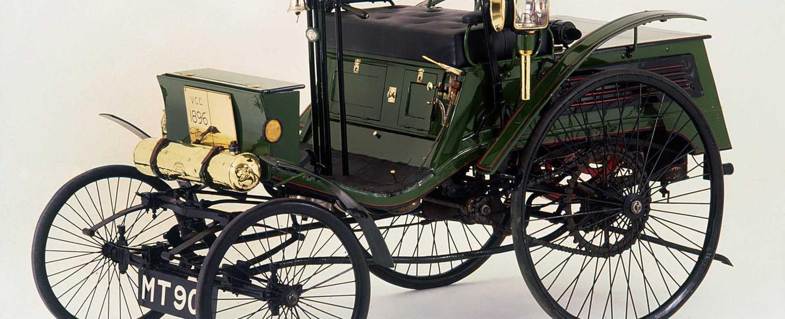 British police issued the world s first ever speeding ticket in 1896 to a benz that went 8 mph since the speed limit was only 2 mph the car was over 4 times the speed limit