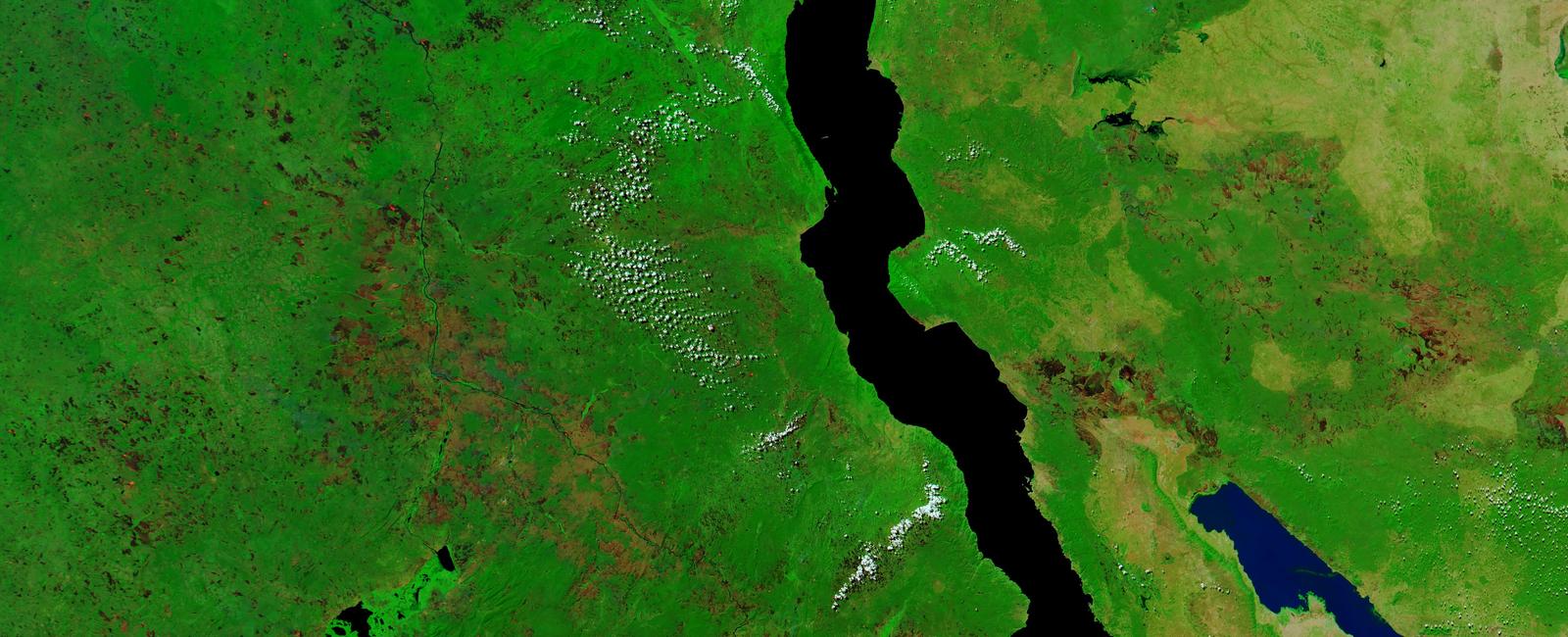 Lake victoria in africa is the largest lake and second largest freshwater lake in the world