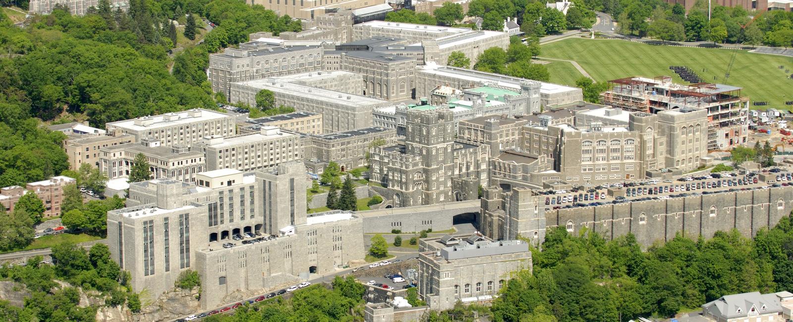 The u s government keeps its supply of silver at the u s military academy west point new york