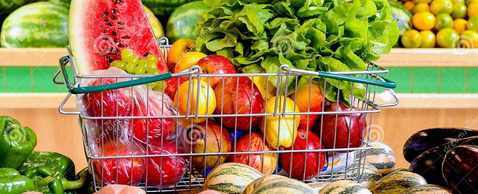 Supermarket vegetables and fruits can be covered with at least 9 pesticides