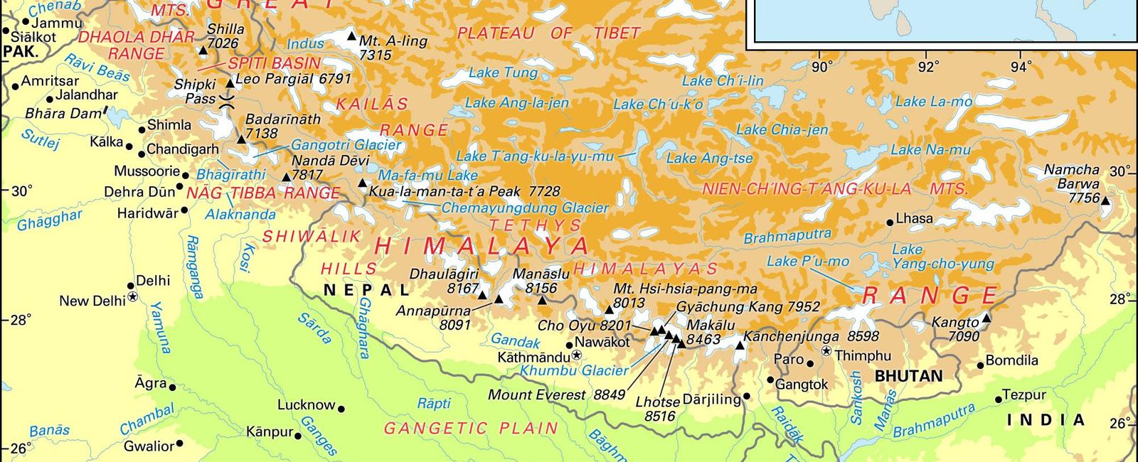 The himalayan mountains are the only known location where bengal tigers and snow leopards both live