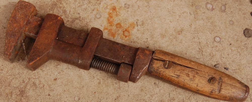 The household wrench was invented by boxing heavyweight champion jack johnson in 1922