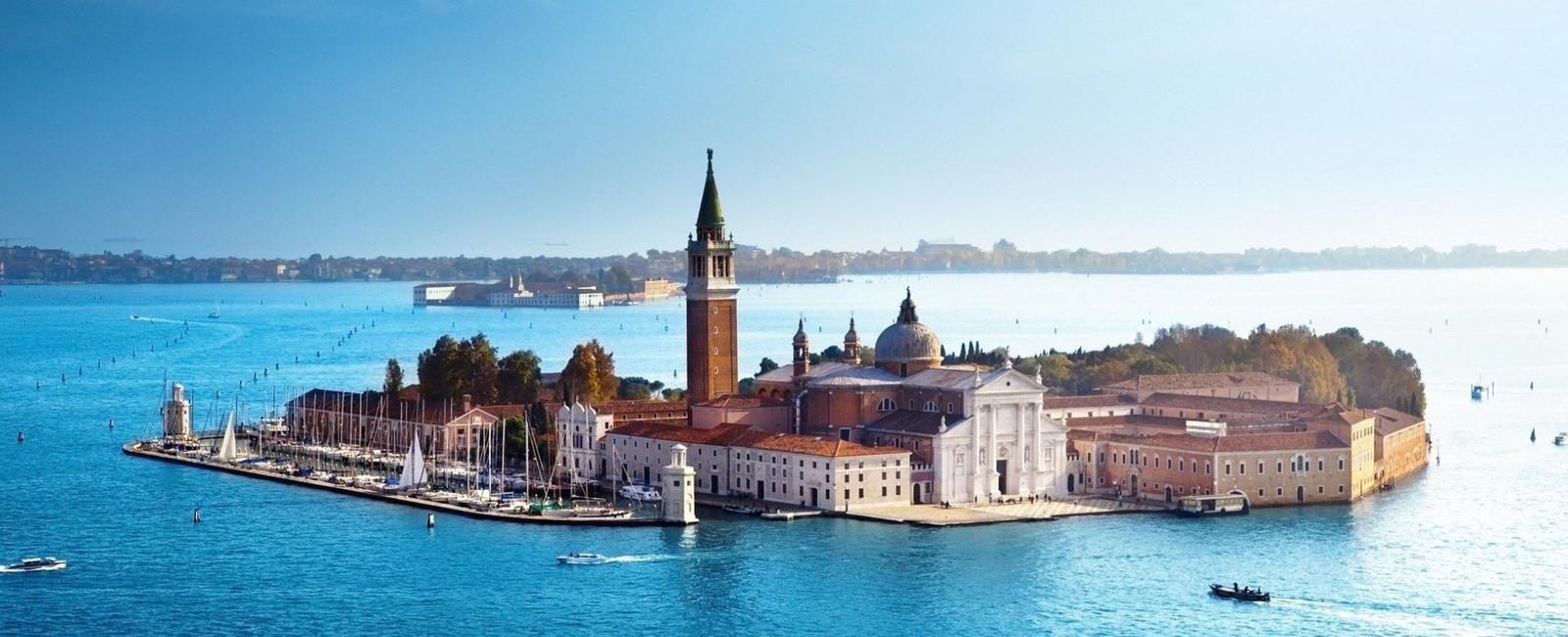 The city of venice stands on about 120 small islands