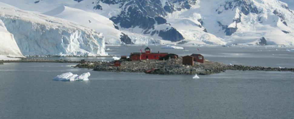 1977 argentina sent a pregnant woman to antarctica in an effort to claim a portion of the continent her child became the 1st person to be born on the southernmost continent