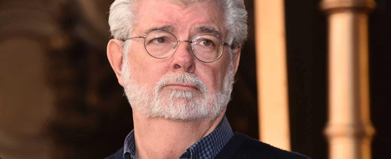 Director george lucas paid a fine and resigned from the directors guild to keep the now iconic scrolling opening text in 1977 s a new hope as it went against the guild s opening credits guidelines